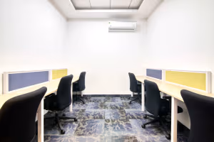 4 Person Coworking Desk