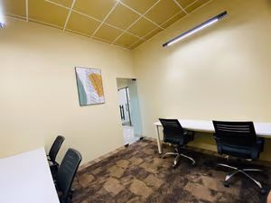 4 Person Coworking Desk