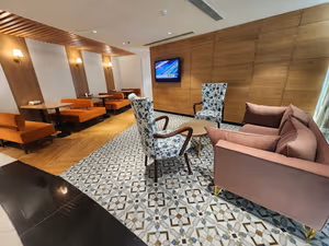 1 Person Private Office