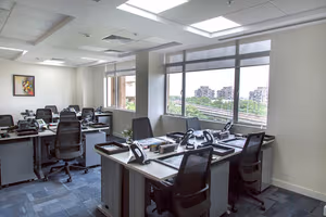 4 Person Private Office