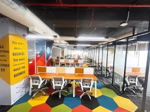 50 Person Coworking Desk