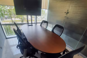 5 Person Private Office