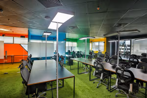 5 Person Coworking Desk