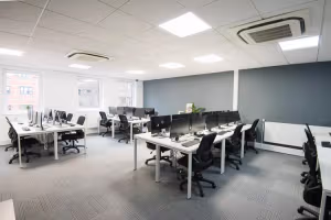 31 Person Private Office