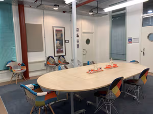 1 Person Private Office