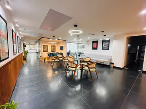 5 Person Private Office