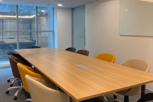 6 Person Coworking Desk