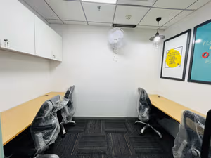 7 Person Private Office