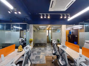 4 Person Private Office