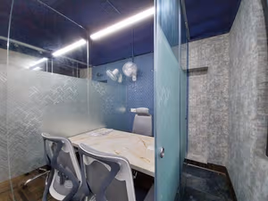 11 Person Private Office