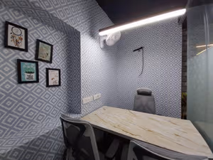 5 Person Coworking Desk