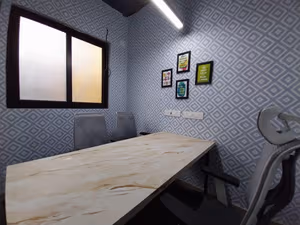 5 Person Private Office