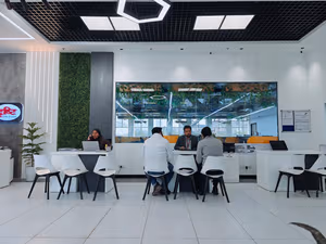 200 Person Private Office