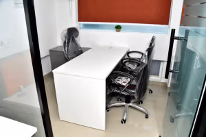 4 Person Coworking Desk