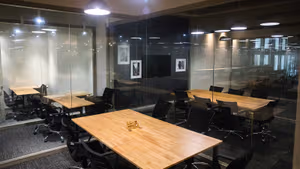 4 Person Coworking Desk