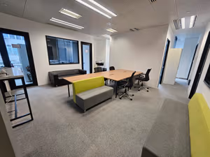 1 Person Coworking Desk