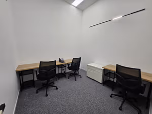 1 Person Coworking Desk