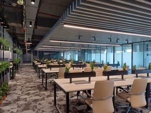 1 Person Coworking Desk