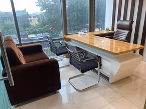 1 Person Coworking Desk