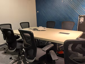 5 Person Coworking Desk