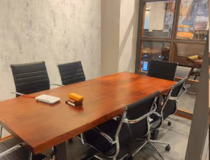 6 Person Coworking Desk