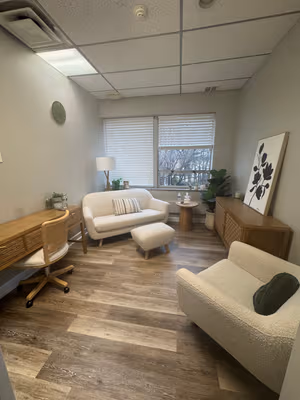 1 Person Shared Office