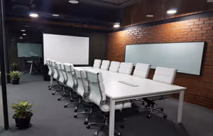 7 Person Coworking Desk