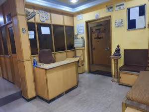9 Person Private Office