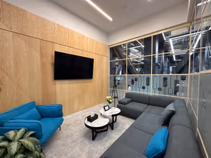 80 Person Private Office
