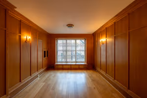 65 Person Private Office