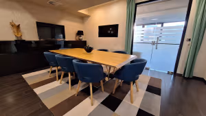 7 Person Private Office