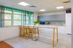 5 Person Private Office