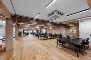 27 Person Private Office