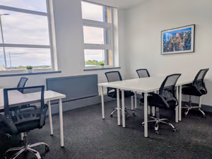 9 Person Private Office