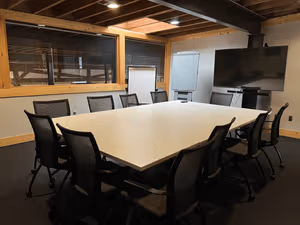 6 Person Coworking Desk