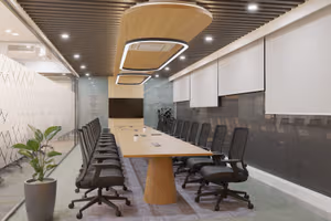 400 Person Managed Space