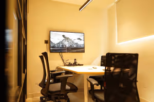 5 Person Private Office