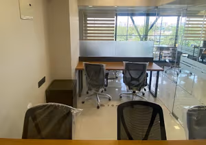1 Person Coworking Desk