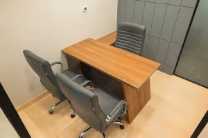 7 Person Coworking Desk