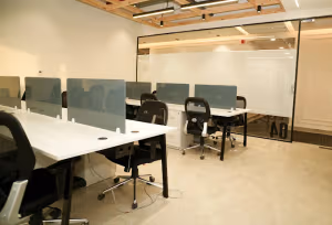 4 Person Coworking Desk