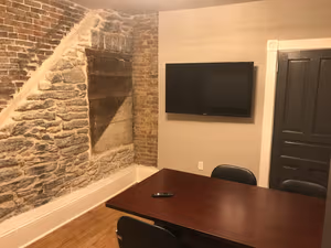 1 Person Private Office