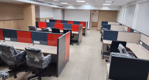 7 Person Coworking Desk