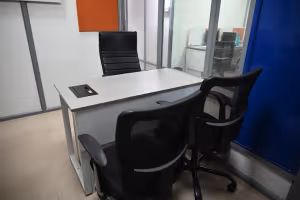 3 Person Coworking Desk