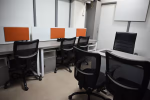 1 Person Coworking Desk