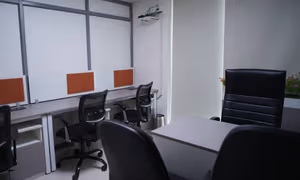 3 Person Coworking Desk