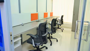 9 Person Coworking Desk