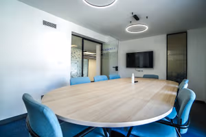 5 Person Private Office