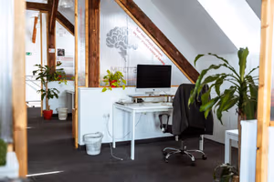 5 Person Coworking Desk
