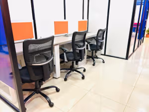 4 Person Coworking Desk