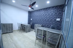 1 Person Coworking Desk